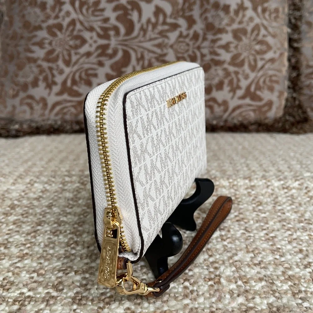 Michael Kors Jet Set Travel LG Flat MF Phone Case